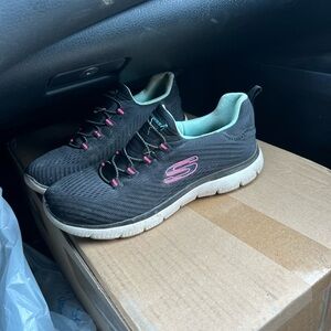Skechers Women's Black and Pink Athletic Shoes